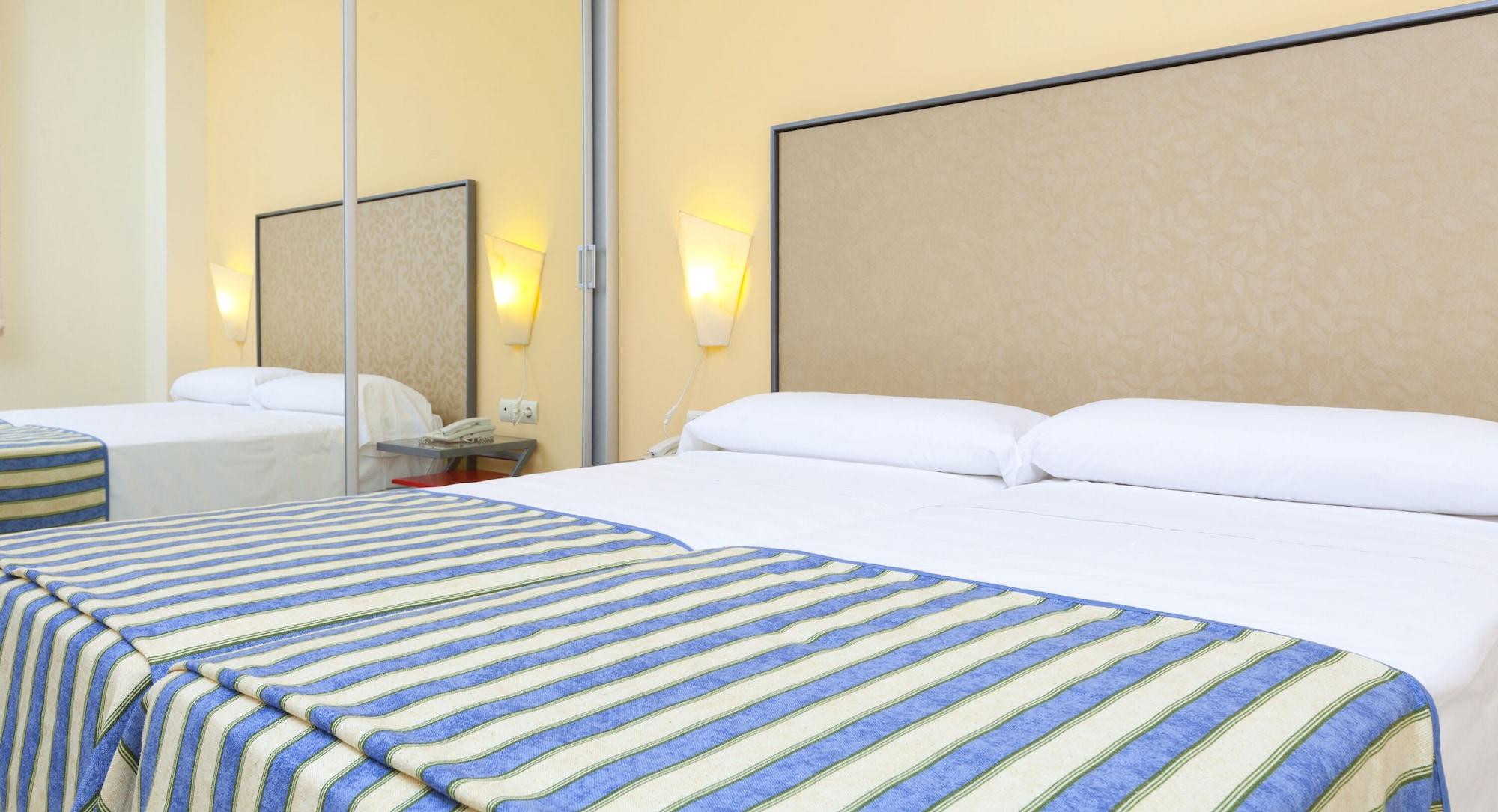 Apartamentos Vertice Sevilla Aljarafe Бормухос Экстерьер фото