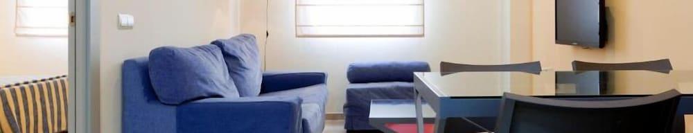 Apartamentos Vertice Sevilla Aljarafe Бормухос Экстерьер фото