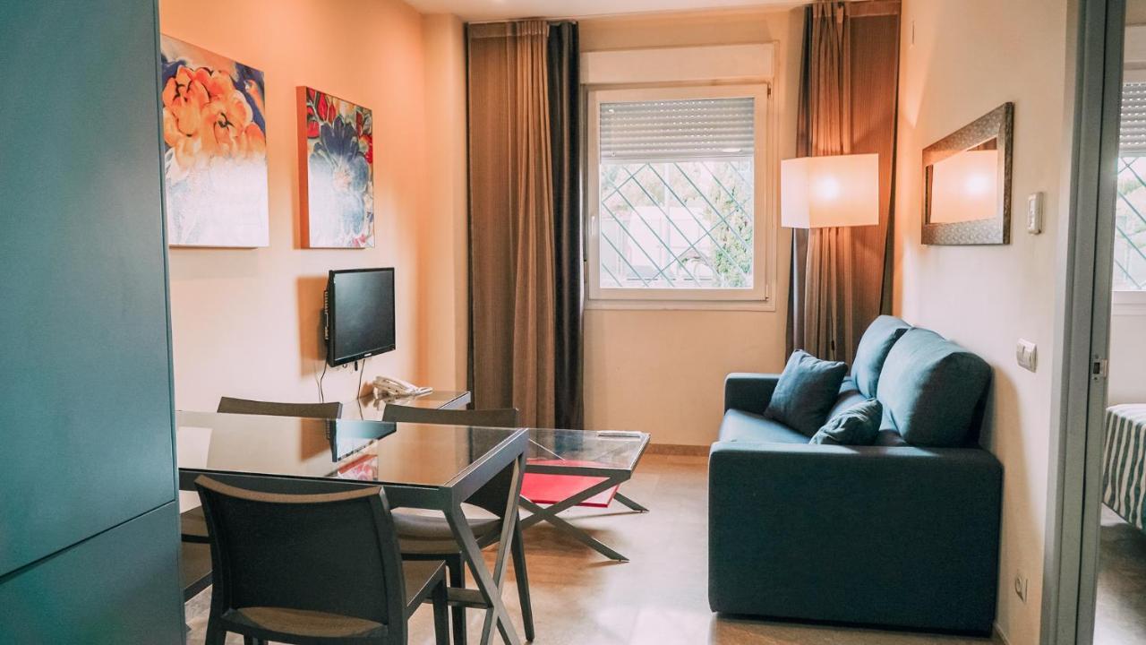 Apartamentos Vertice Sevilla Aljarafe Бормухос Экстерьер фото