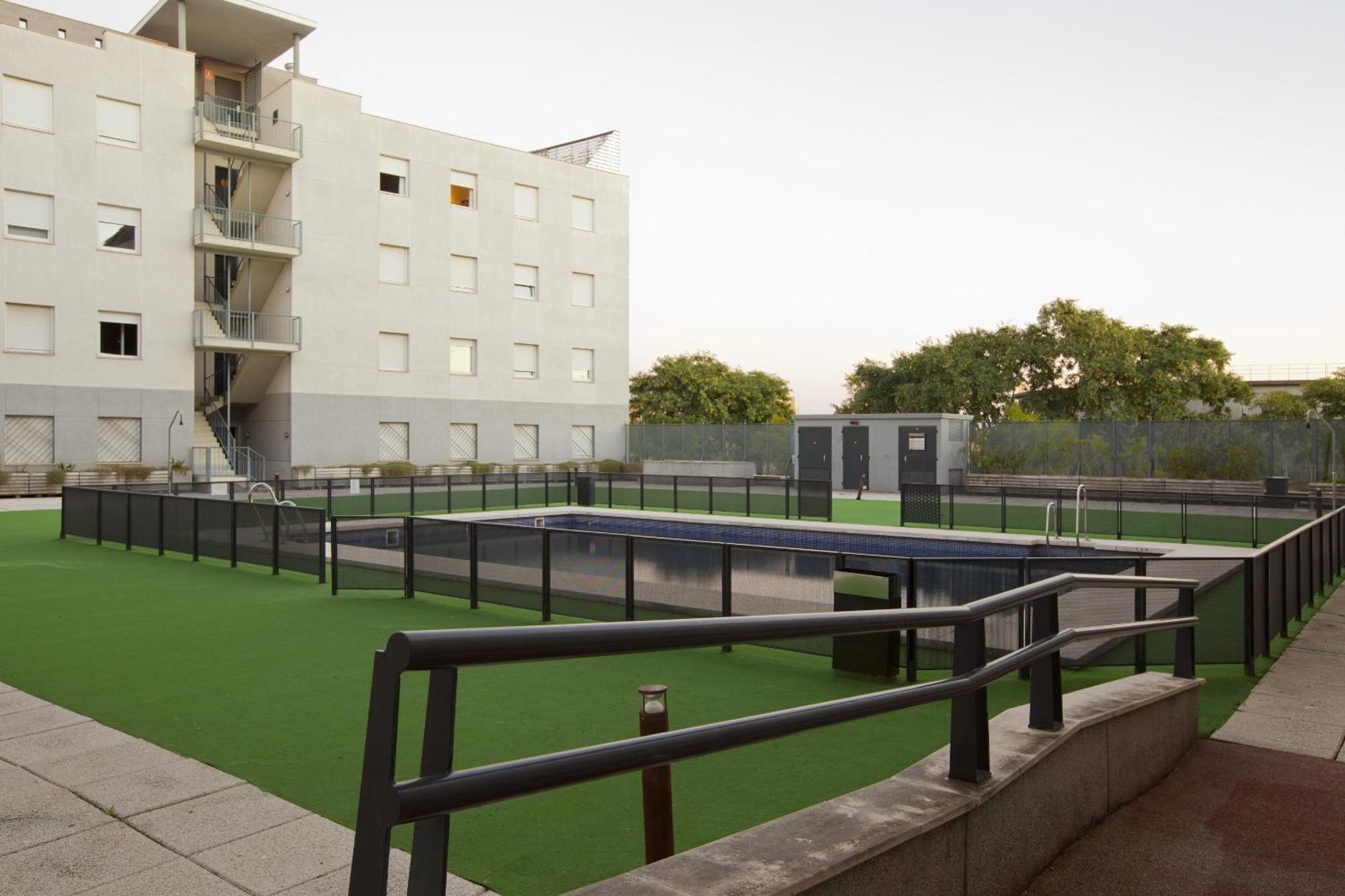 Apartamentos Vertice Sevilla Aljarafe Бормухос Экстерьер фото