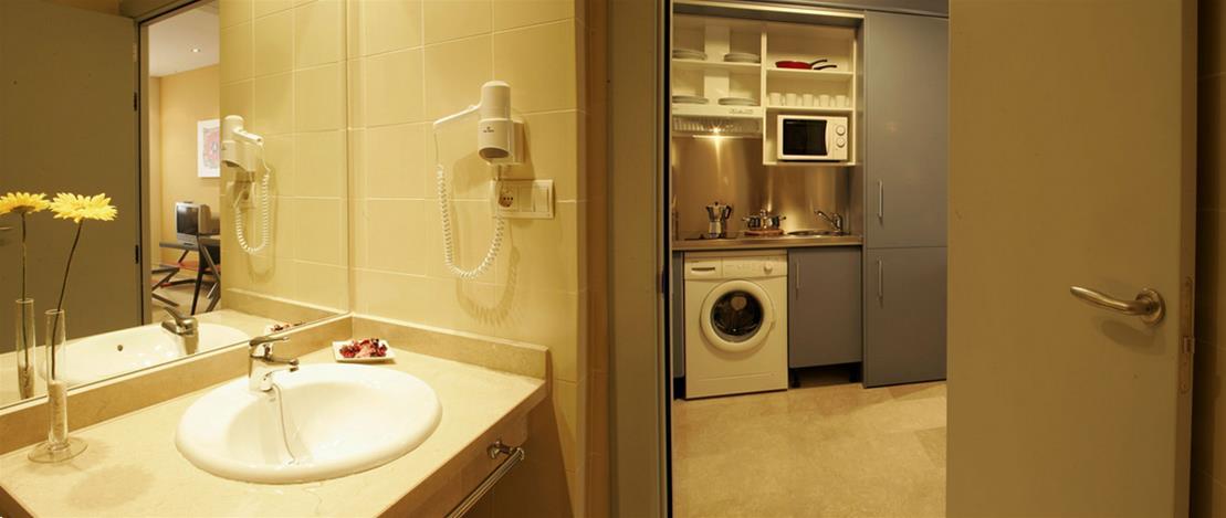Apartamentos Vertice Sevilla Aljarafe Бормухос Экстерьер фото
